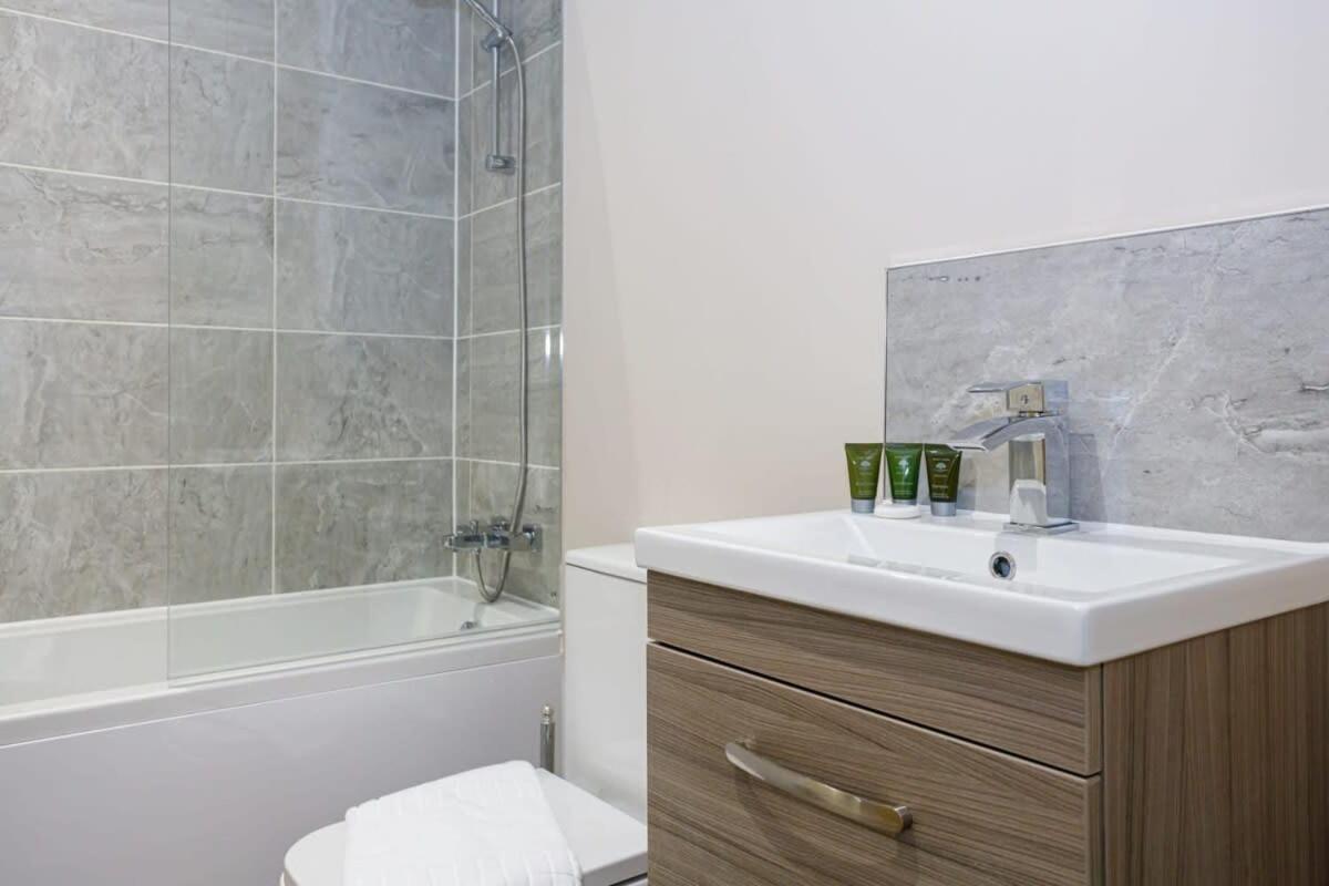 Modern And Stylish 1 Bed Apartment แมนเชสเตอร์ ภายนอก รูปภาพ