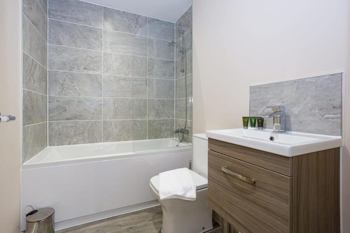 Modern And Stylish 1 Bed Apartment แมนเชสเตอร์ ภายนอก รูปภาพ