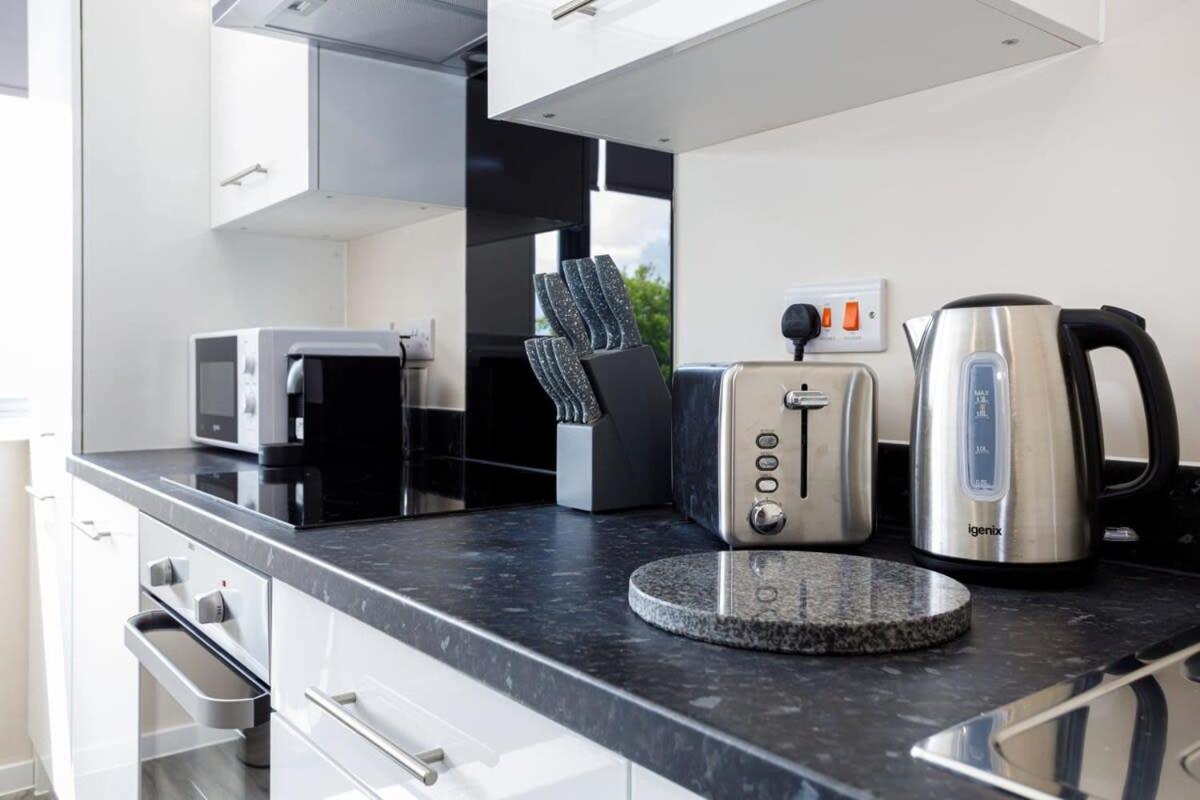 Modern And Stylish 1 Bed Apartment แมนเชสเตอร์ ภายนอก รูปภาพ